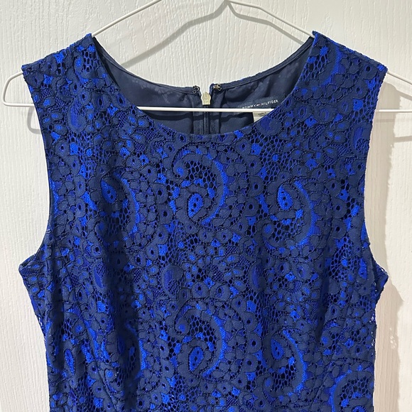 Tommy Hilfiger Blue Lace Overlay Sleeveless Sheath Dress - Picture 2 of 6